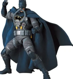 Medicom Toy Batman: Hush - Batman - Mafex No.166 - Stealth Jumper Outlet