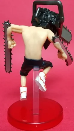 Hot Bandai Spirits Chainsaw Man - Pochita and Denji - Weekly Shonen Jump World Collectable Figure - World Collectable Figure