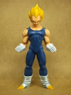 X-Plus Dragon Ball Z - Vegeta SSJ - Gigantic Series - 1/4 Clearance