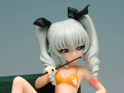 Hot Platz Girls und Panzer 1/10 Anchovy -Swimsuit ver.- Girls und Panzer 10th Anniversary Special Edition desu! Resin Kit