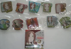 Proof Isshuukan Friends. - Fujimiya Kaori - Yamagishi Saki - Isshuukan Friends Trading Metal Charm Keychain - Keyholder - Metal Charm - Wednesday Clearance