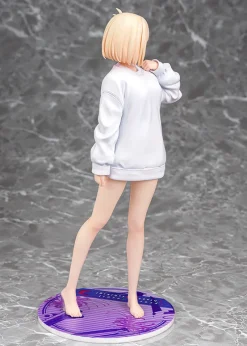 Phat Company as Manufacturer Lycoris Recoil - Nishikigi Chisato - 1/7 - Oversized Sweatshirt Ver. (Phat Company)