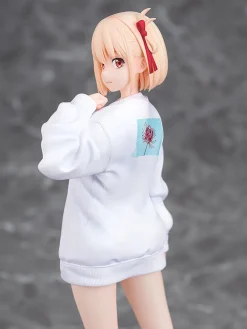 Phat Company as Manufacturer Lycoris Recoil - Nishikigi Chisato - 1/7 - Oversized Sweatshirt Ver. (Phat Company)