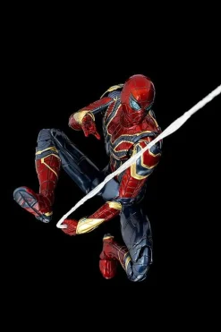 Threezero Marvel Studios: Infinity Saga DLX - Iron Spider