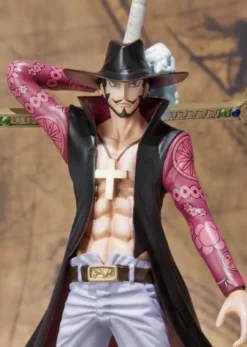Bandai One Piece - Juracule Mihawk - Figuarts ZERO Sale