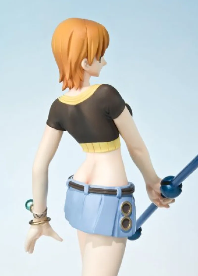 Bandai One Piece - Nami - Figuarts ZERO - Battle ver. Online