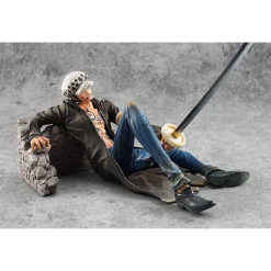MegaHouse One Piece - Trafalgar Law - Portrait Of Pirates Limited Edition - 1/8 - Ver. VS Online