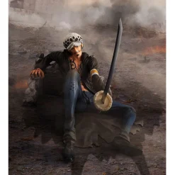 MegaHouse One Piece - Trafalgar Law - Portrait Of Pirates Limited Edition - 1/8 - Ver. VS Online