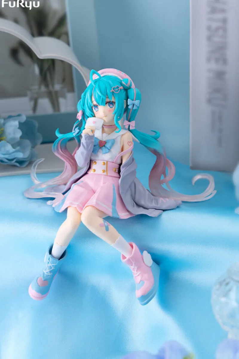 Hot FuRyu Piapro Characters - Hatsune Miku - Noodle Stopper Figure - Koisuru Sailor Fuku, Gray ver.