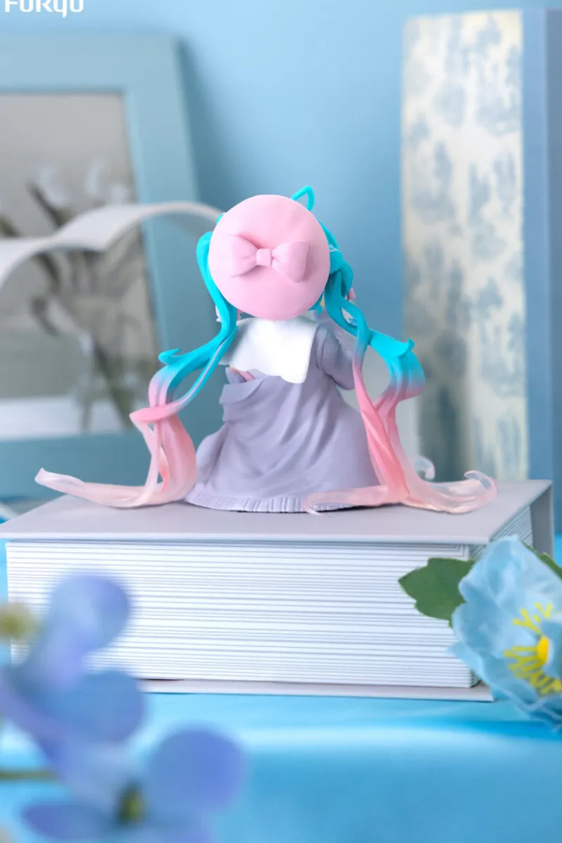 Hot FuRyu Piapro Characters - Hatsune Miku - Noodle Stopper Figure - Koisuru Sailor Fuku, Gray ver.