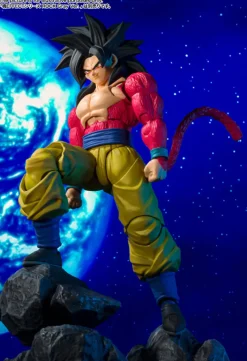 Bandai Spirits S.H.Figuarts Super Saiyan 4 Son Goku 