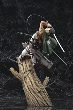Kotobukiya Shingeki no Kyojin - Levi - ARTFX J - 1/8 Best