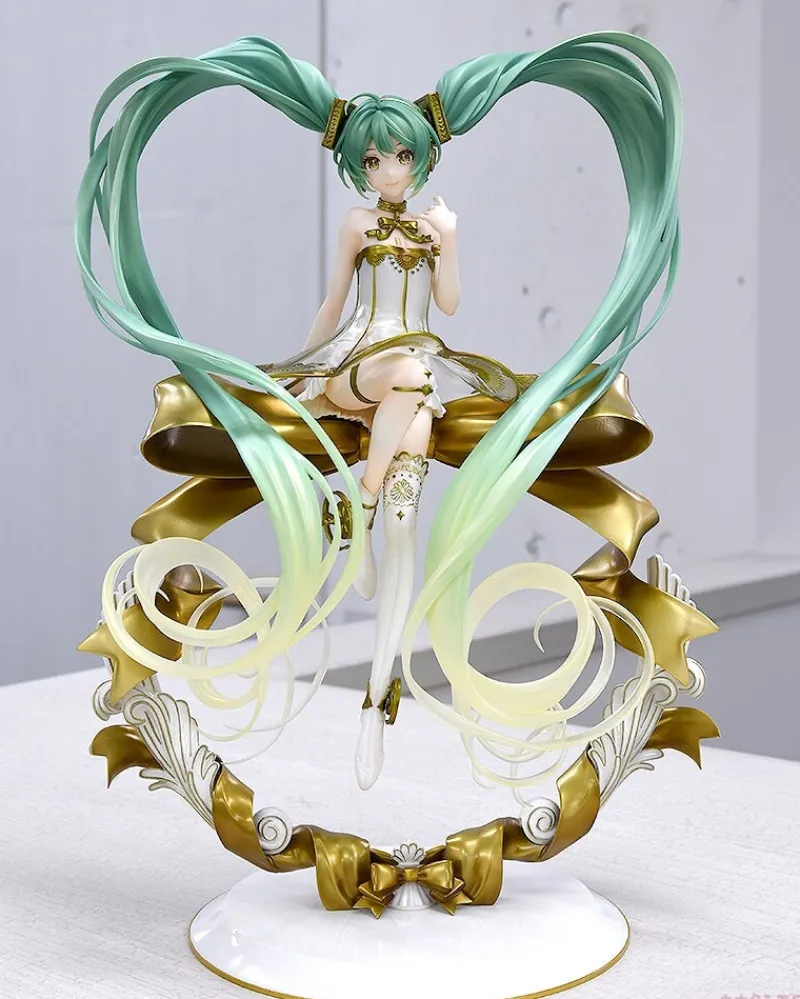 Good Smile Company Vocaloid - Hatsune Miku - 1/1 - Symphony 2022 Ver. New