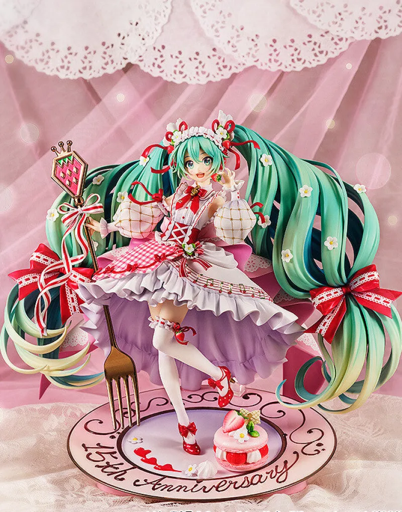 Good Smile Company Vocaloid - Hatsune Miku - 1/7 - 15th Anniversary Ver. Hot