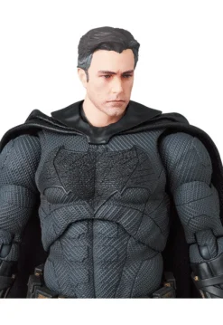 Medicom Toy Zack Snyder's Justice League - Batman - Bruce Wayne - Mafex No.222 - Zack Snyder's Justice League Ver. Discount